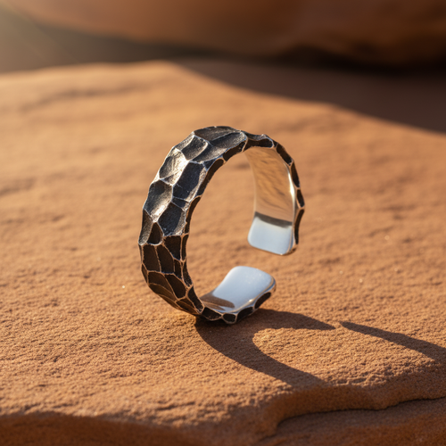 The Vale Cuff